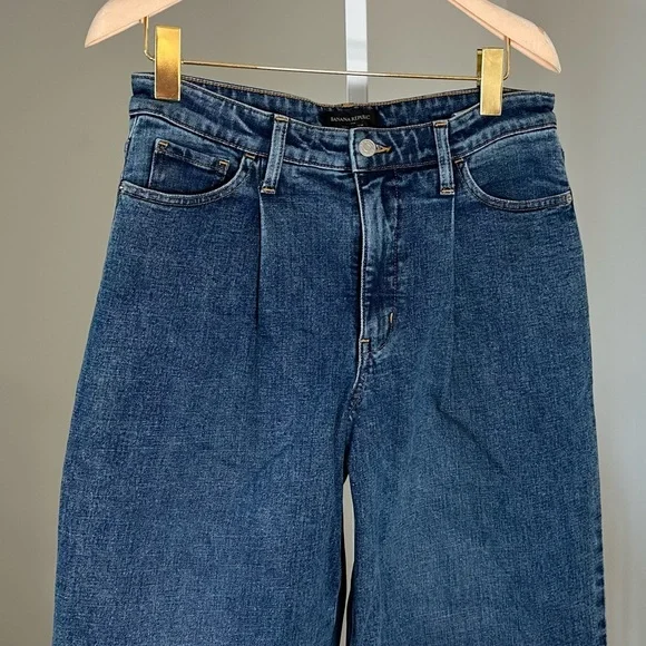 NWT Banana Republic Wide Leg Crop Cuffed Jeans Size 28/6 - Picture 2 of 11